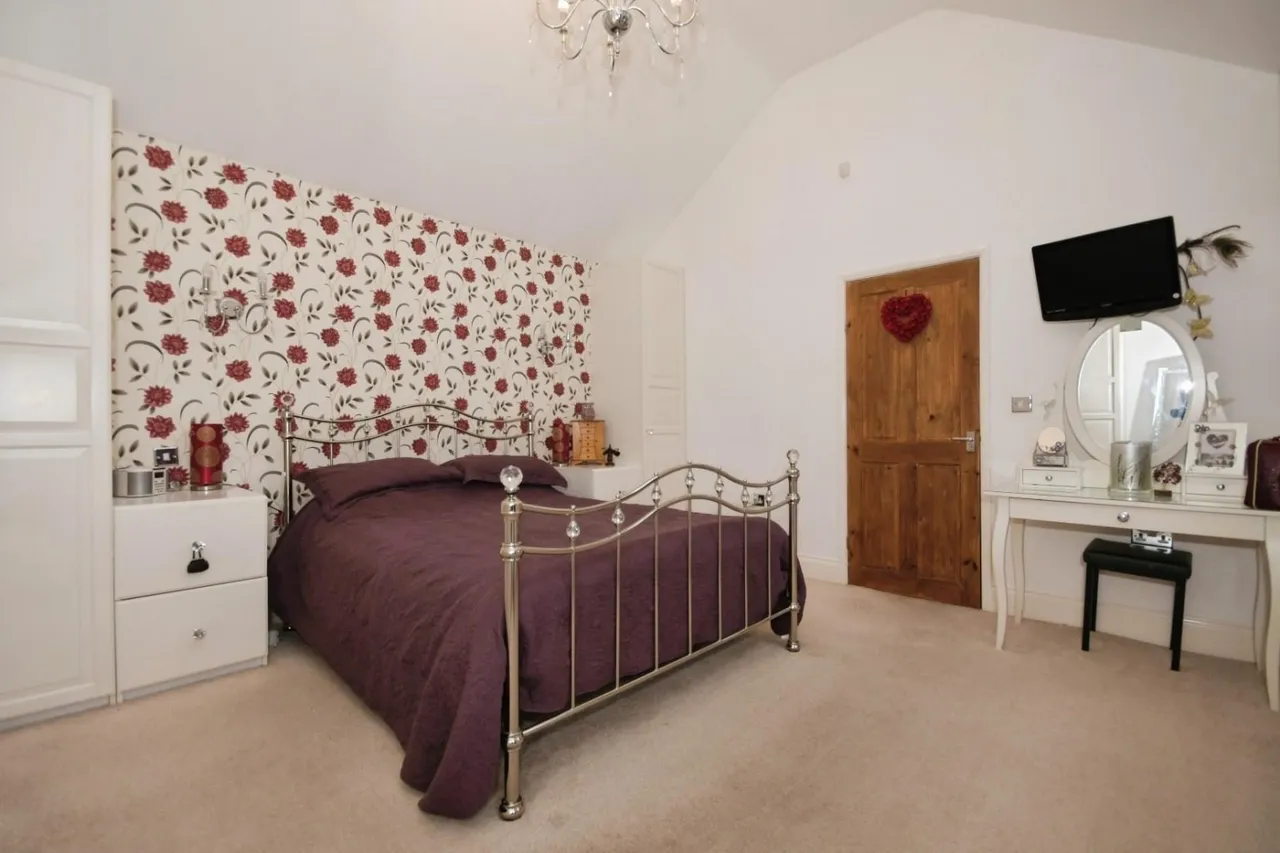 Elvin Way, New Tupton, S42, photo 9