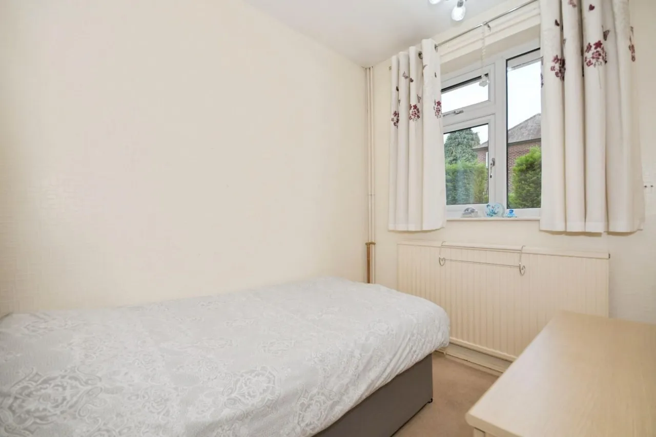 Elvin Way, New Tupton, S42, photo 13
