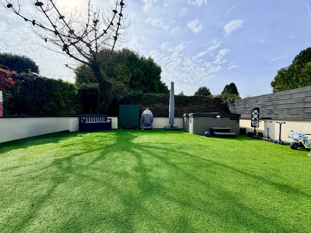 Fromer Road, Wooburn Green HP10 0PR, photo 22
