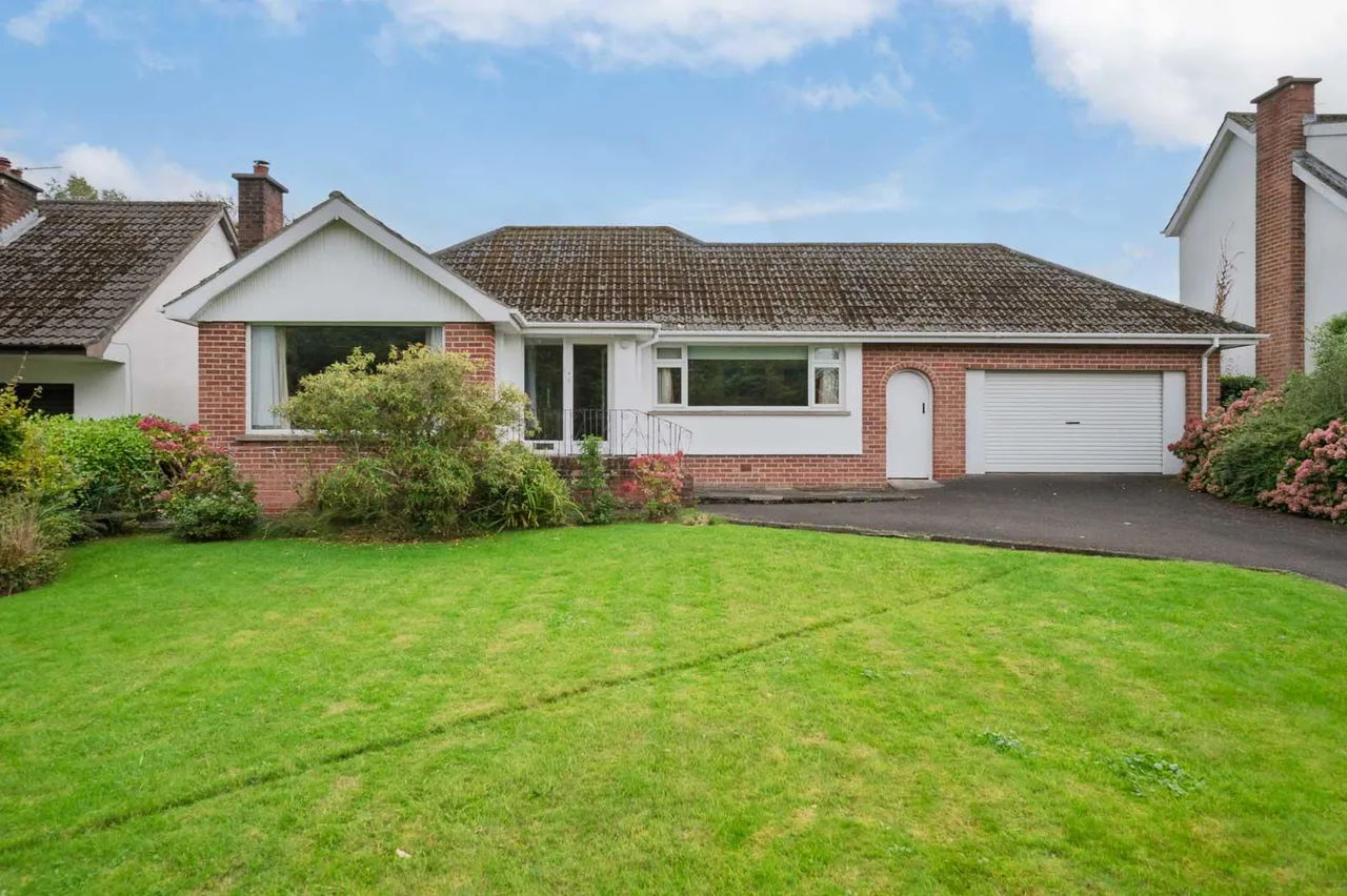 3 bed house for sale, Fort Road, helens bay, BT19