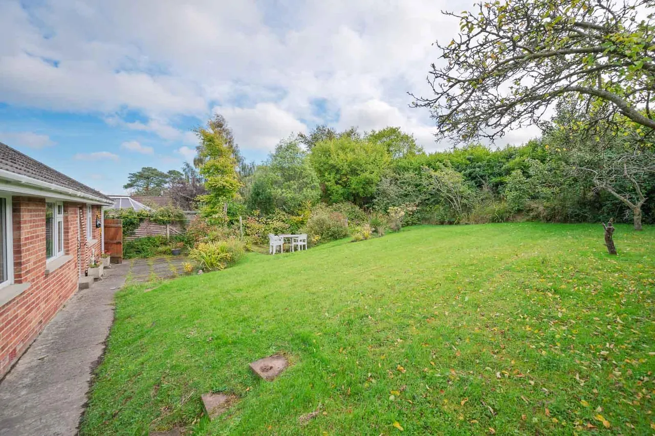 Fort Road, helens bay, BT19, photo 19