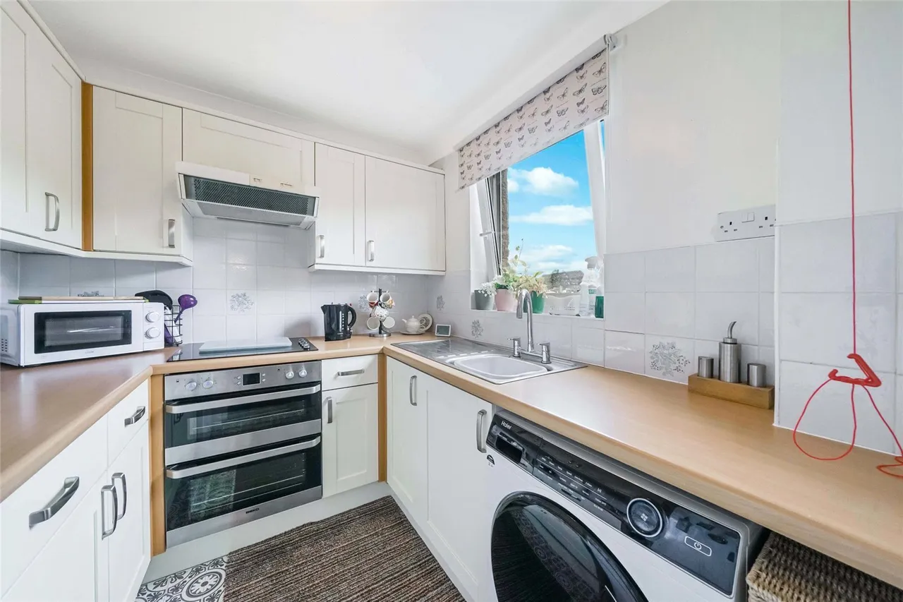 Eccles Court, Stirling, Stirlingshire, FK7, photo 3