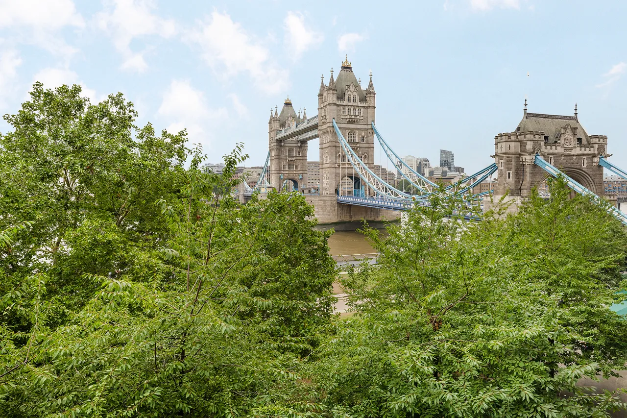 Blenheim House, Duchess Walk, Southwark, London, photo 4