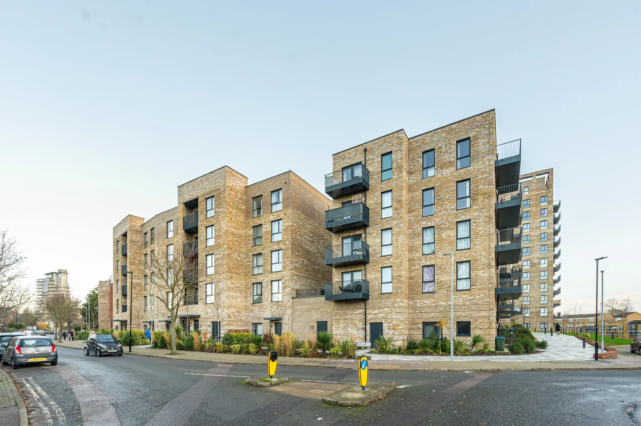 Thamesmead, SE28, photo 13