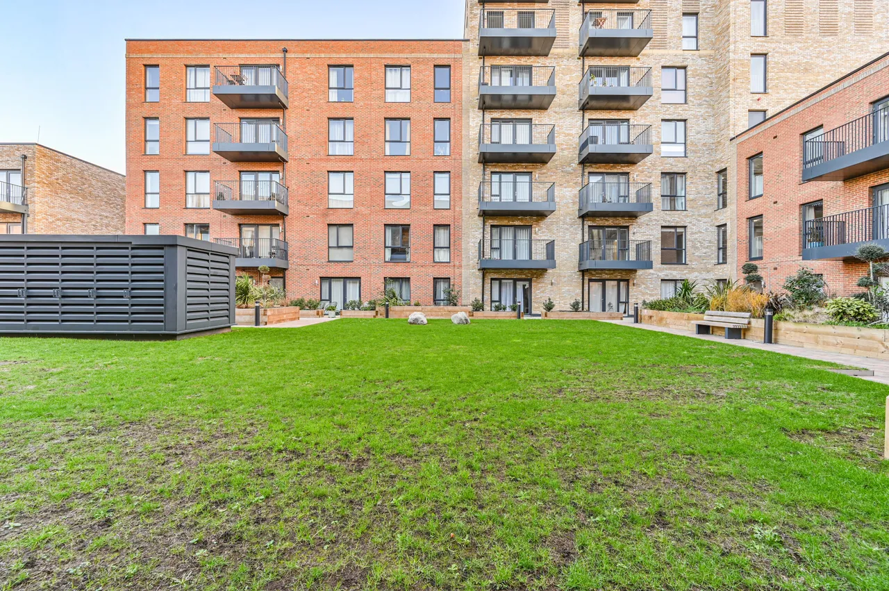 Thamesmead, SE28, photo 20