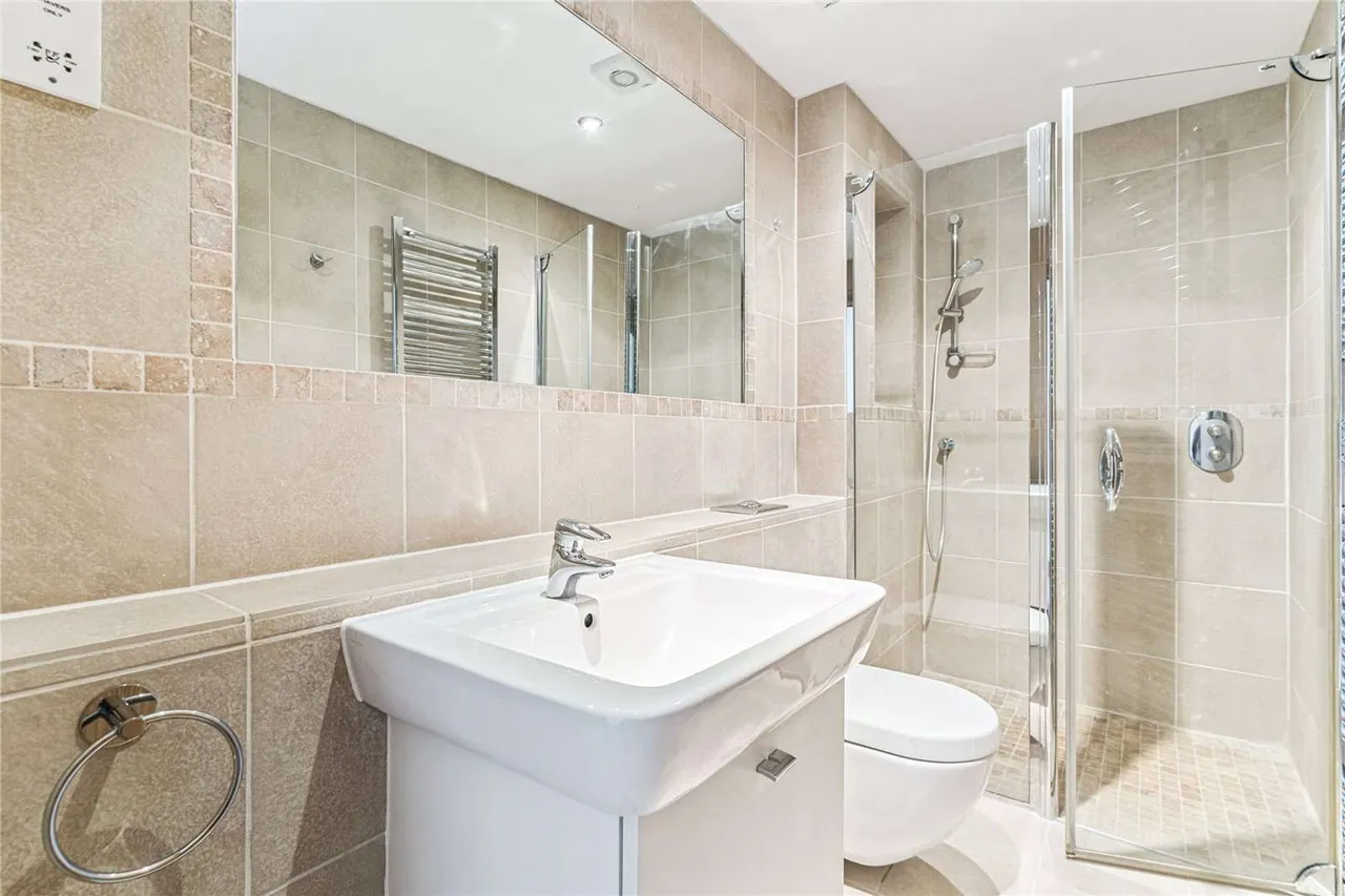 Savill Court 1-3, Fairmile, Henley-on-Thames, Oxfordshire, RG9 2JR, photo 8