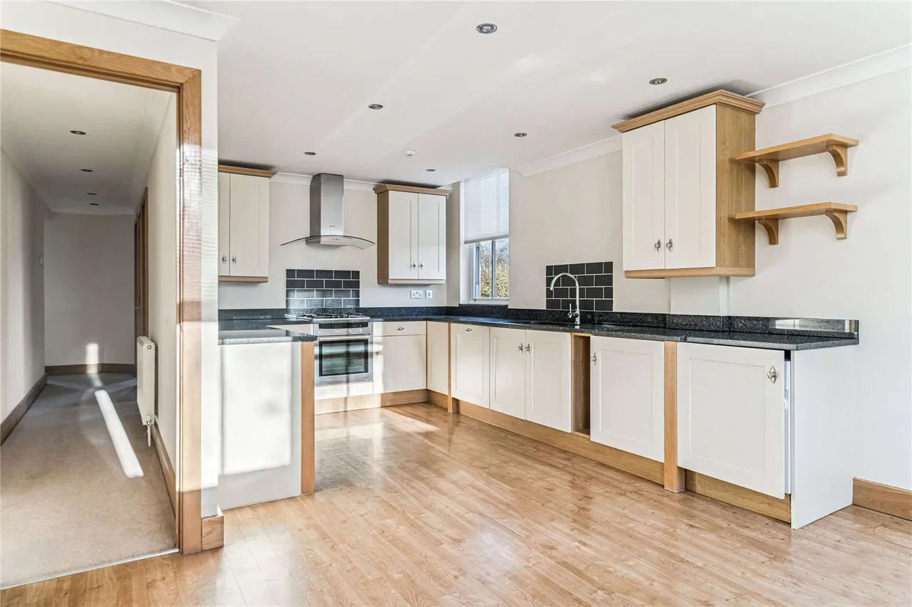 Savill Court 1-3, Fairmile, Henley-on-Thames, Oxfordshire, RG9 2JR, photo 2
