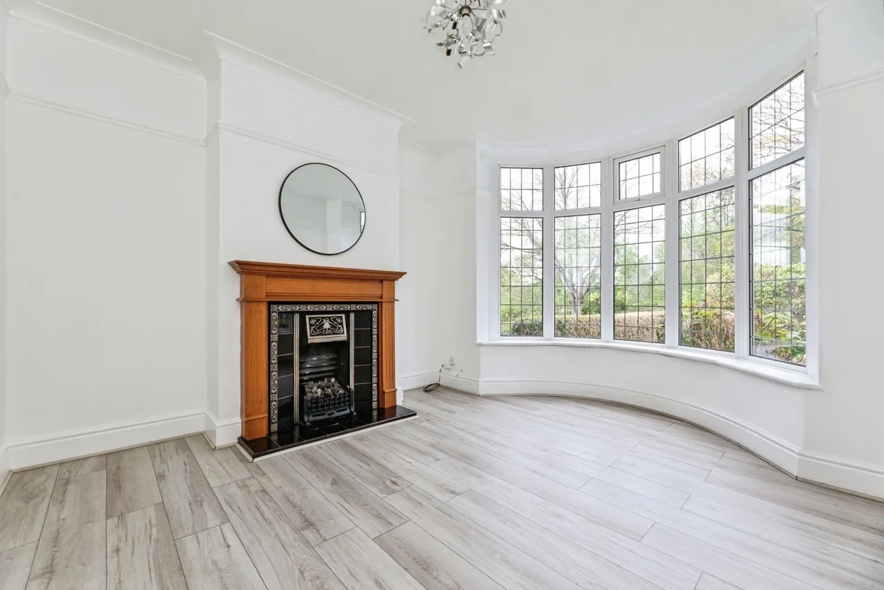 Longley Lane, SHEFFIELD, South Yorkshire, S5, photo 5