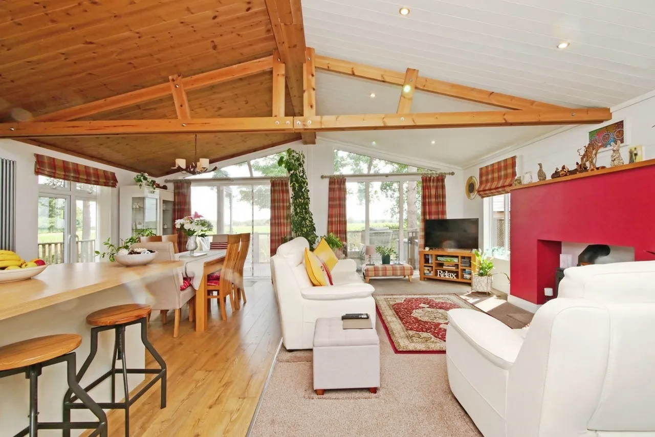 Forest Retreat, Hollicars Holiday Park, York Road, York, YO19, photo 3