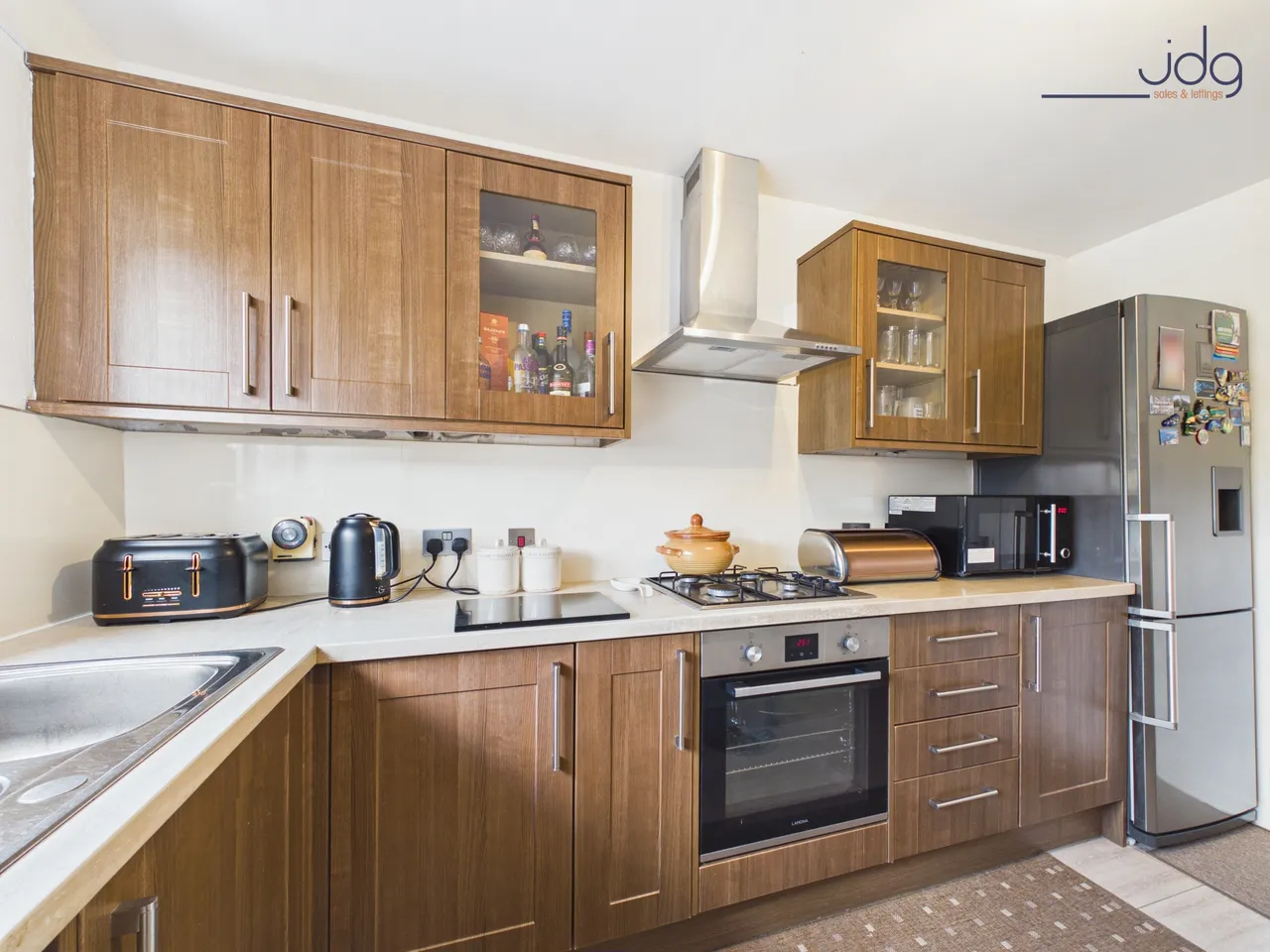 Thirlmere Court, Top Floor Apartment in Ridge, LA1, photo 6