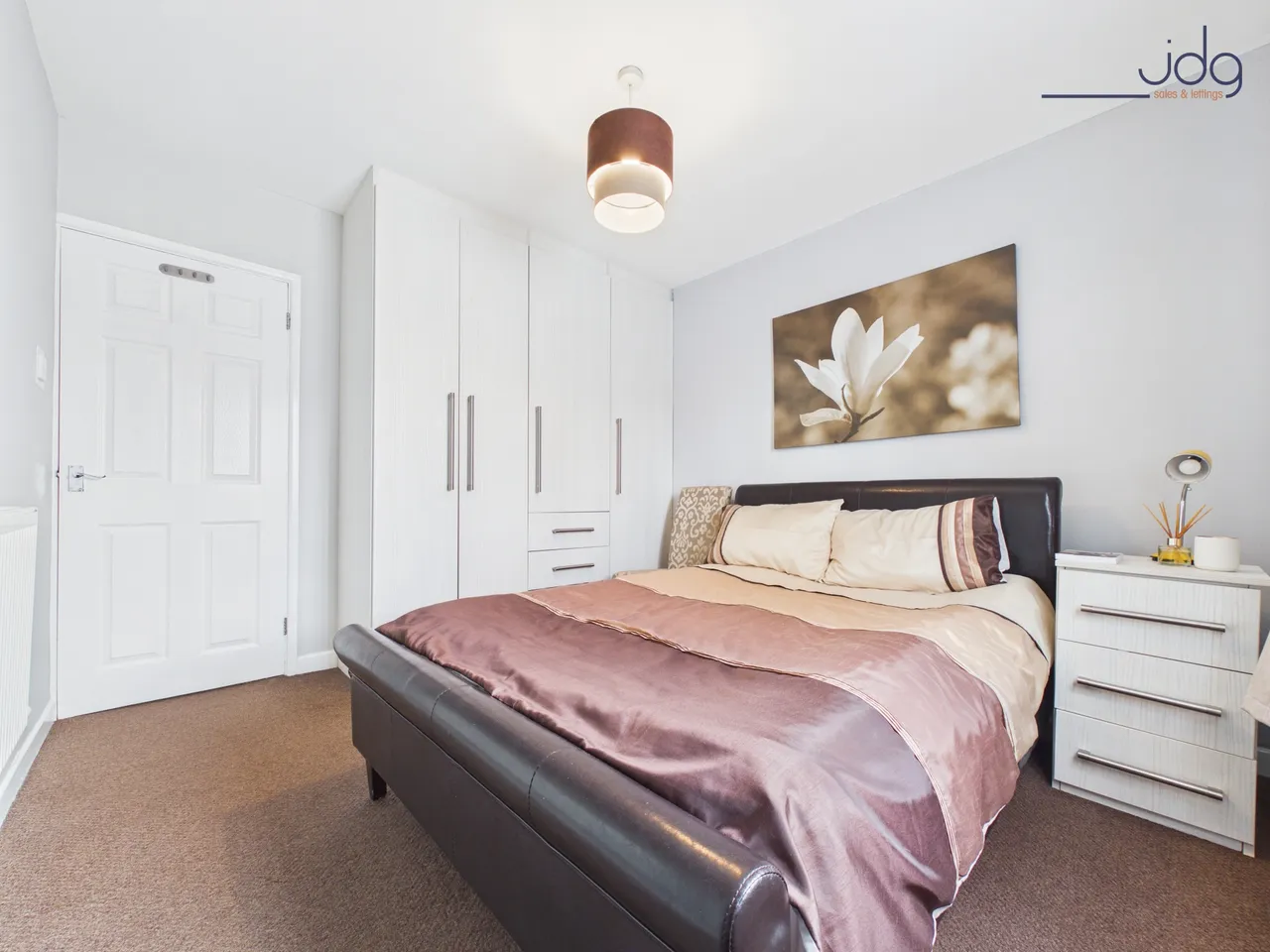 Thirlmere Court, Top Floor Apartment in Ridge, LA1, photo 9