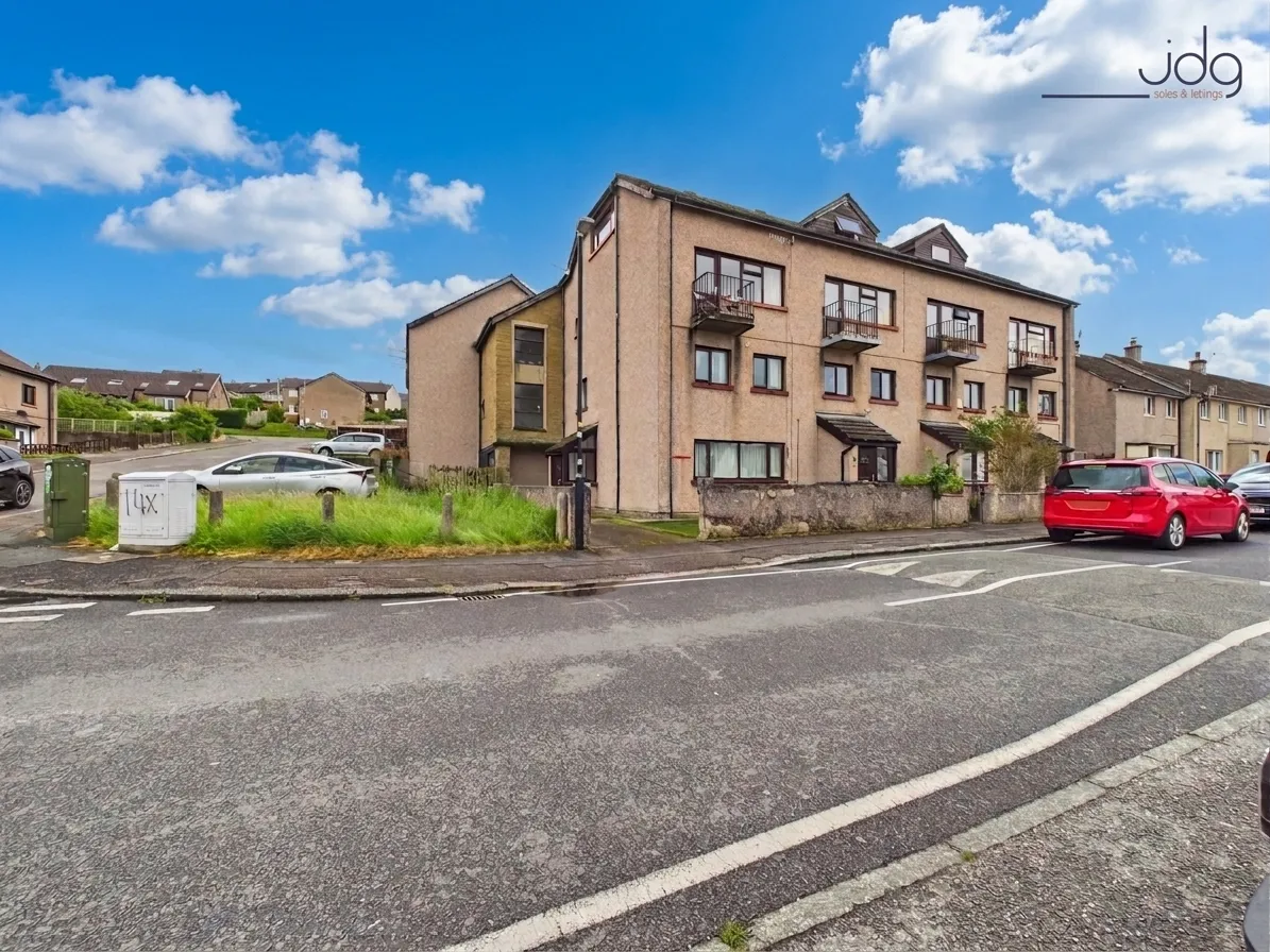 2 bed flat for sale, Thirlmere Court, Top Floor Apartment in Ridge, LA1