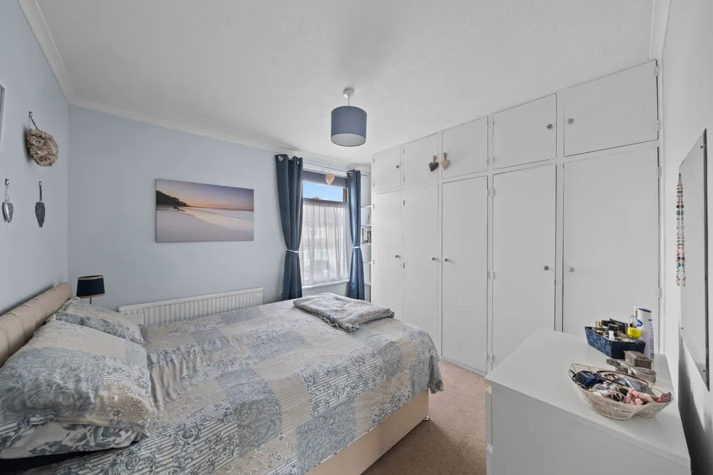 Gander Green Lane, Sutton SM1 2EJ, photo 11