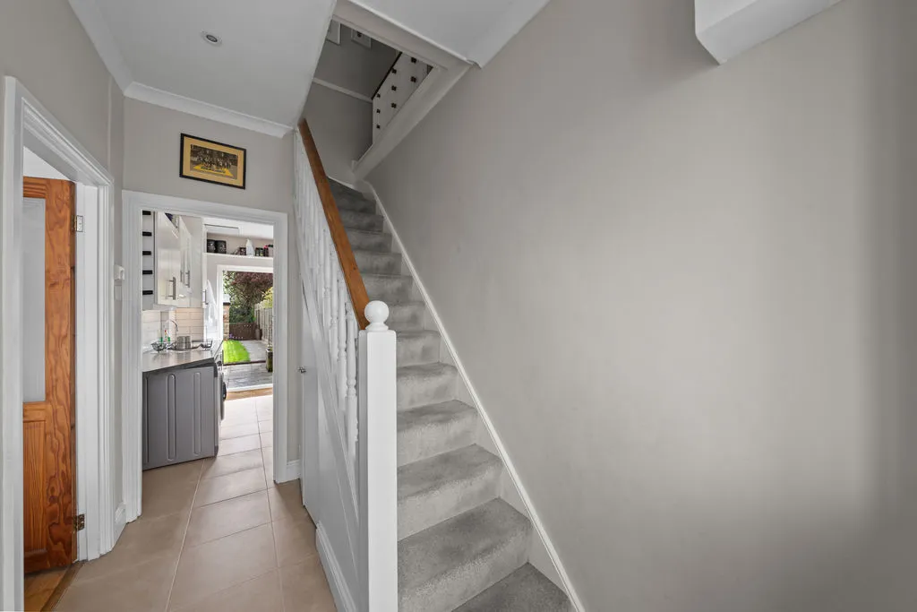 Gander Green Lane, Sutton SM1 2EJ, photo 8