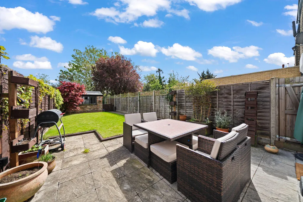 Gander Green Lane, Sutton SM1 2EJ, photo 15
