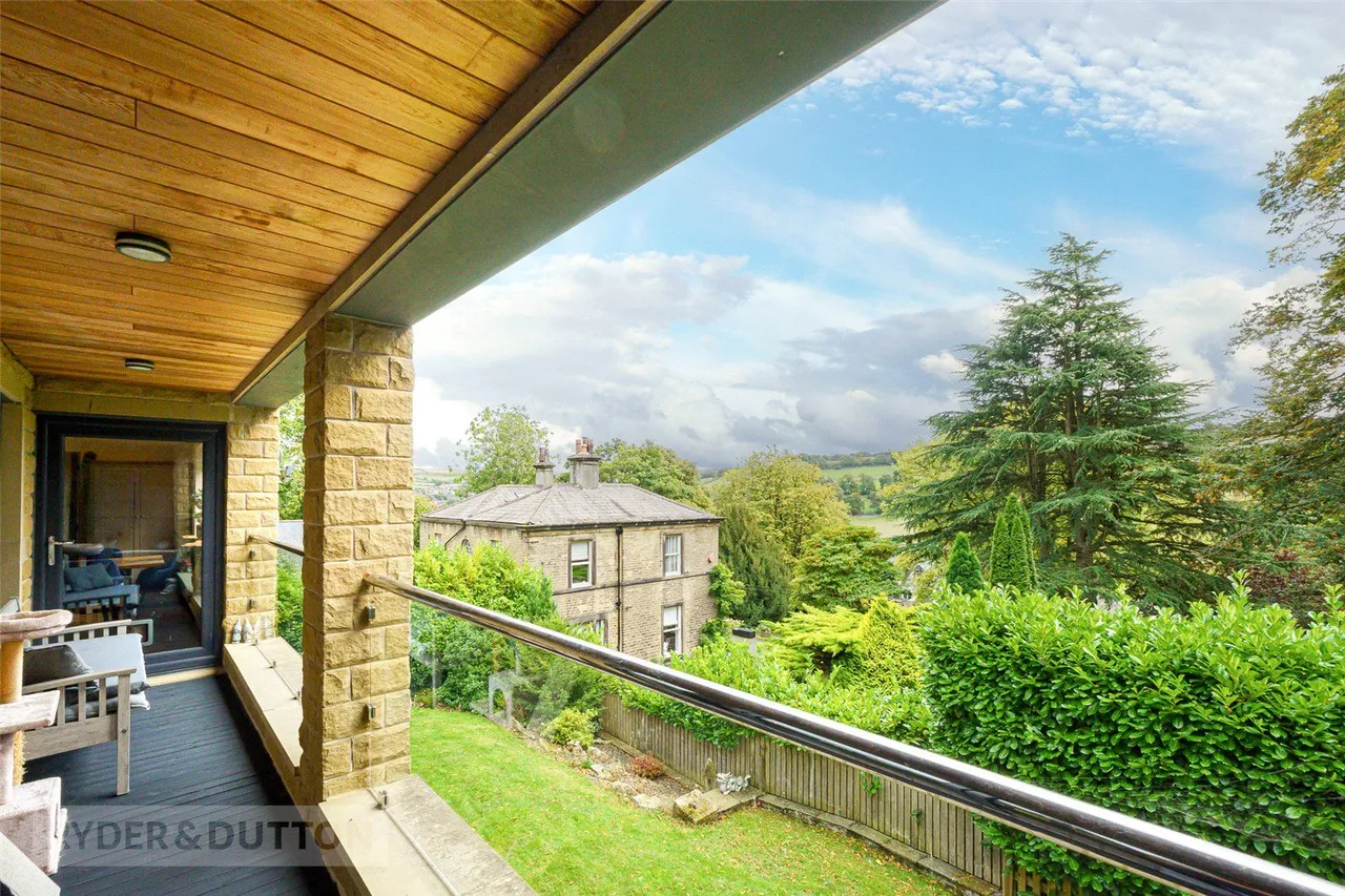 Binns Lane, Holmfirth, HD9, photo 18