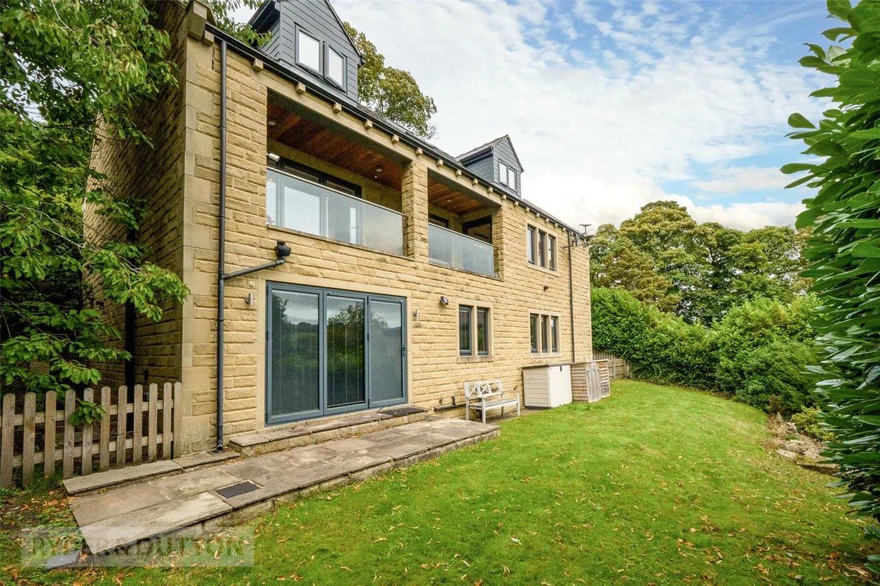 Binns Lane, Holmfirth, HD9, photo 25