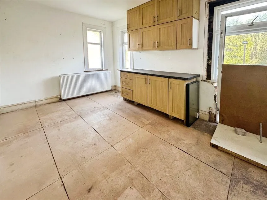 Bexhill Road, St. Leonards-on-Sea, East Sussex, TN38, photo 8