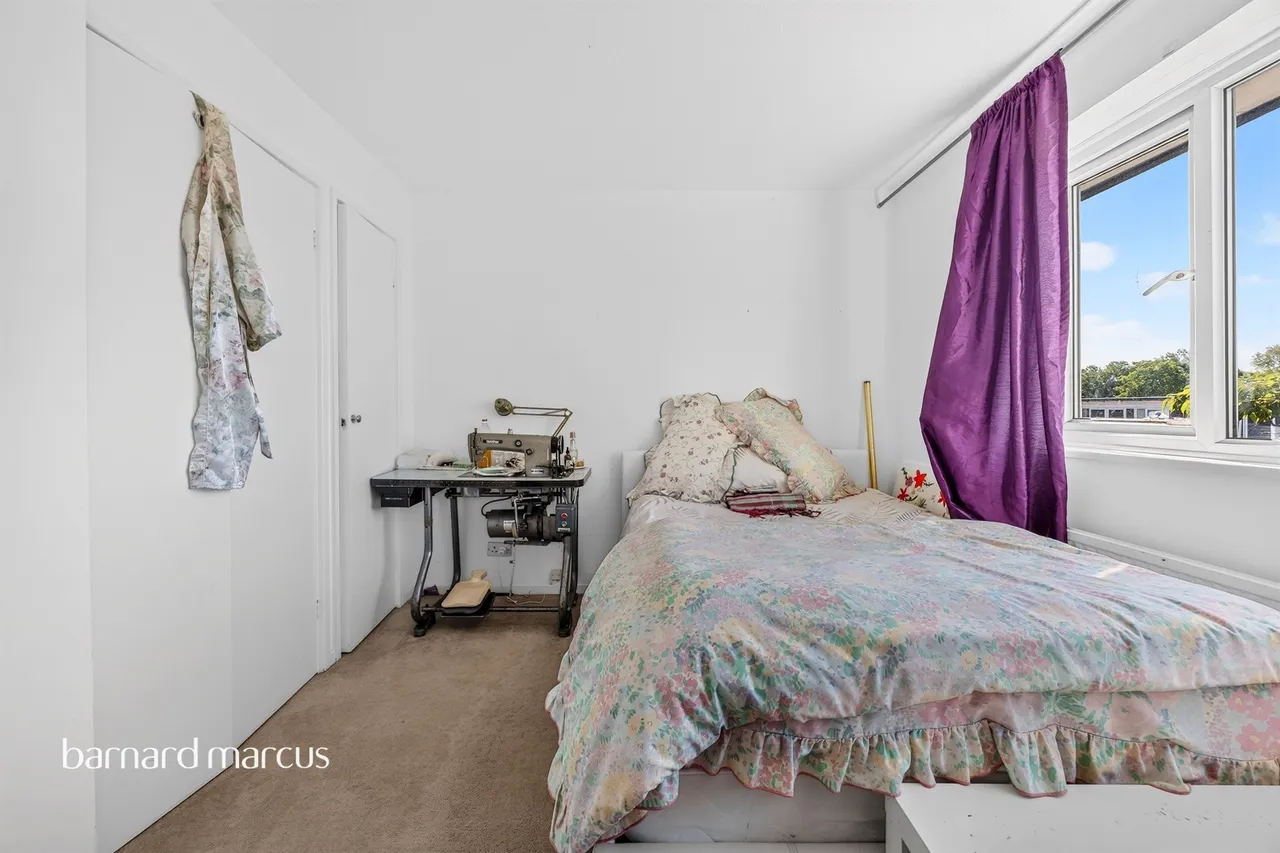 Engadine Close, Croydon, photo 10