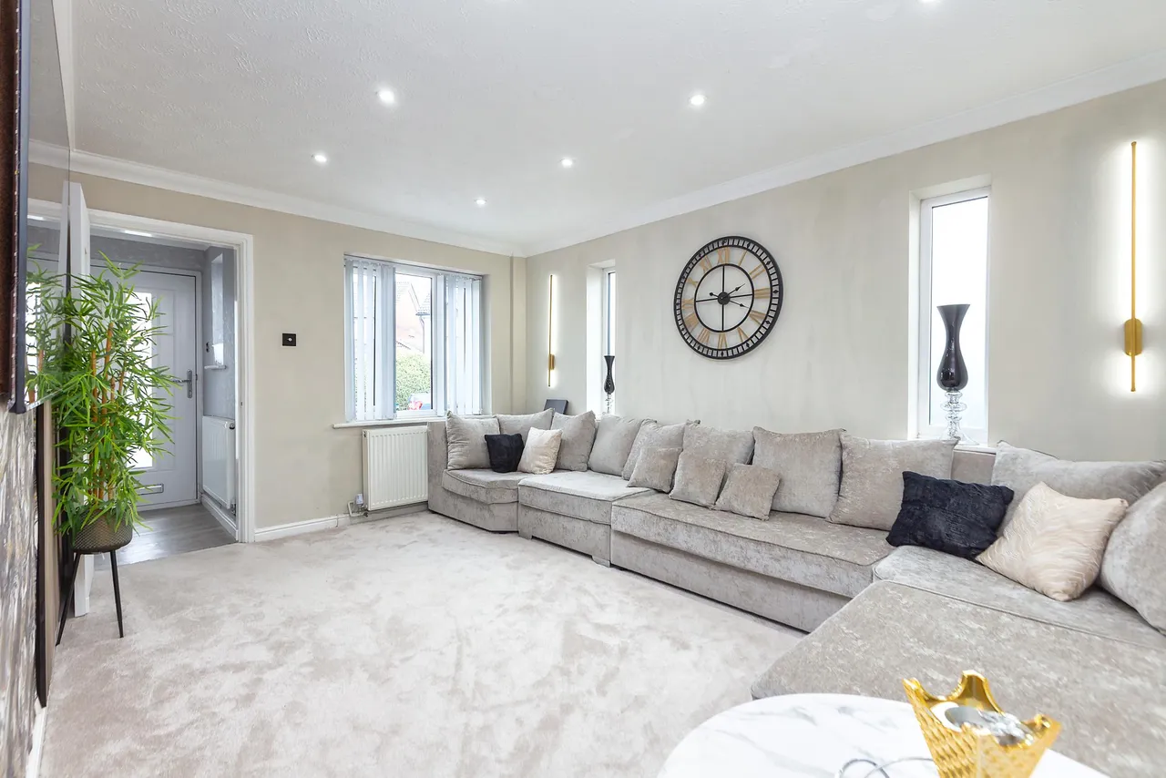 Rushbury Drive, Oldham, OL2, photo 9