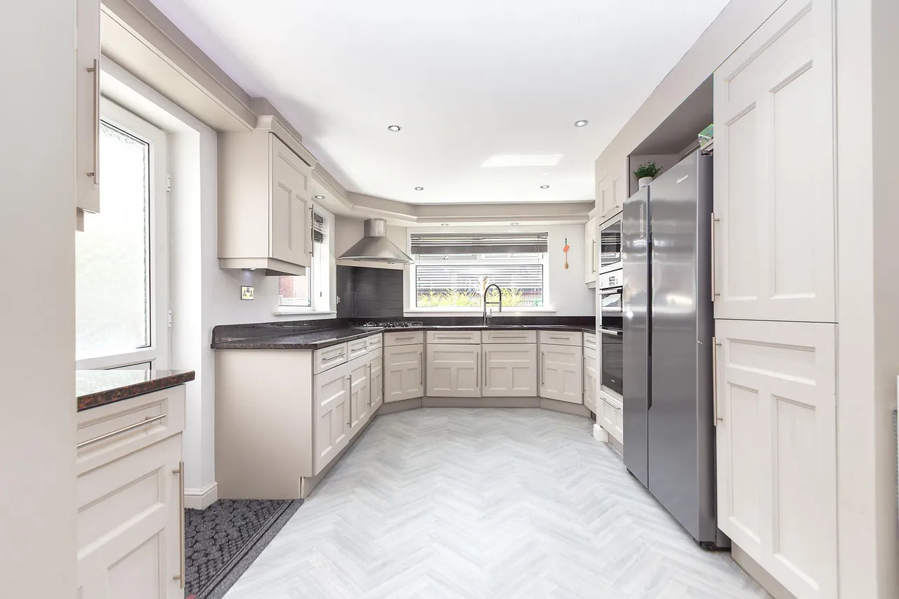 Rushbury Drive, Oldham, OL2, photo 5