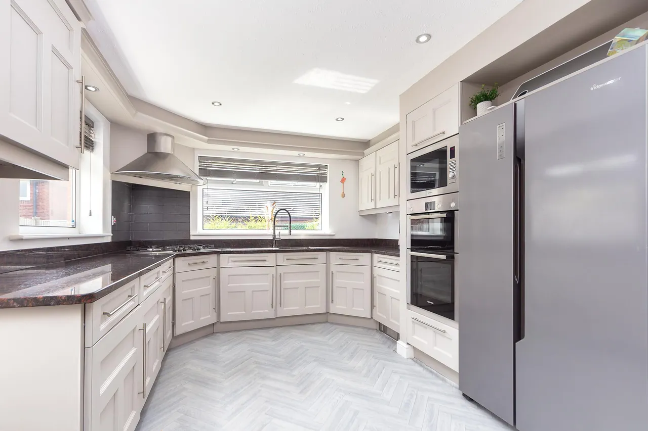 Rushbury Drive, Oldham, OL2, photo 4