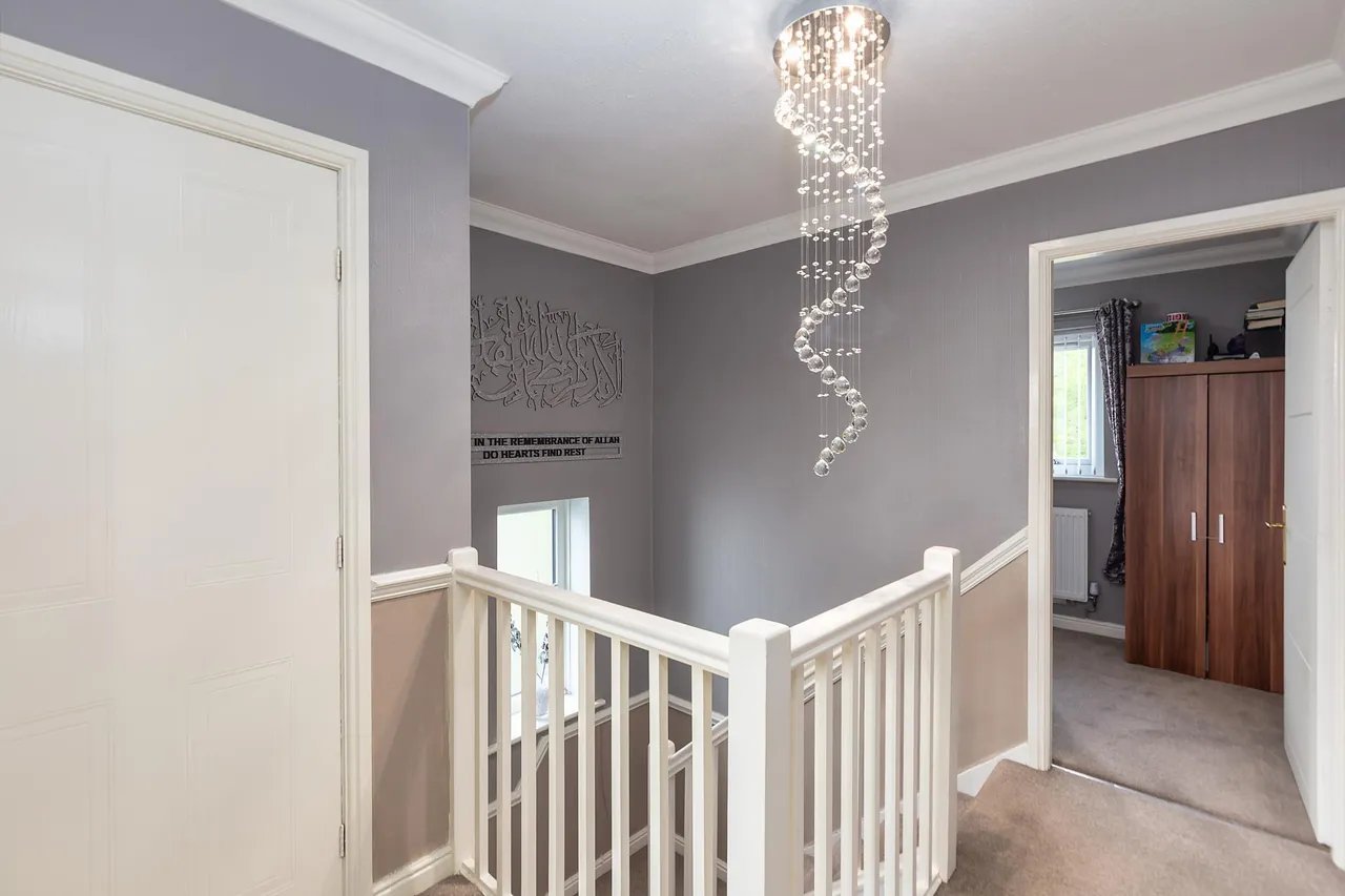 Rushbury Drive, Oldham, OL2, photo 19