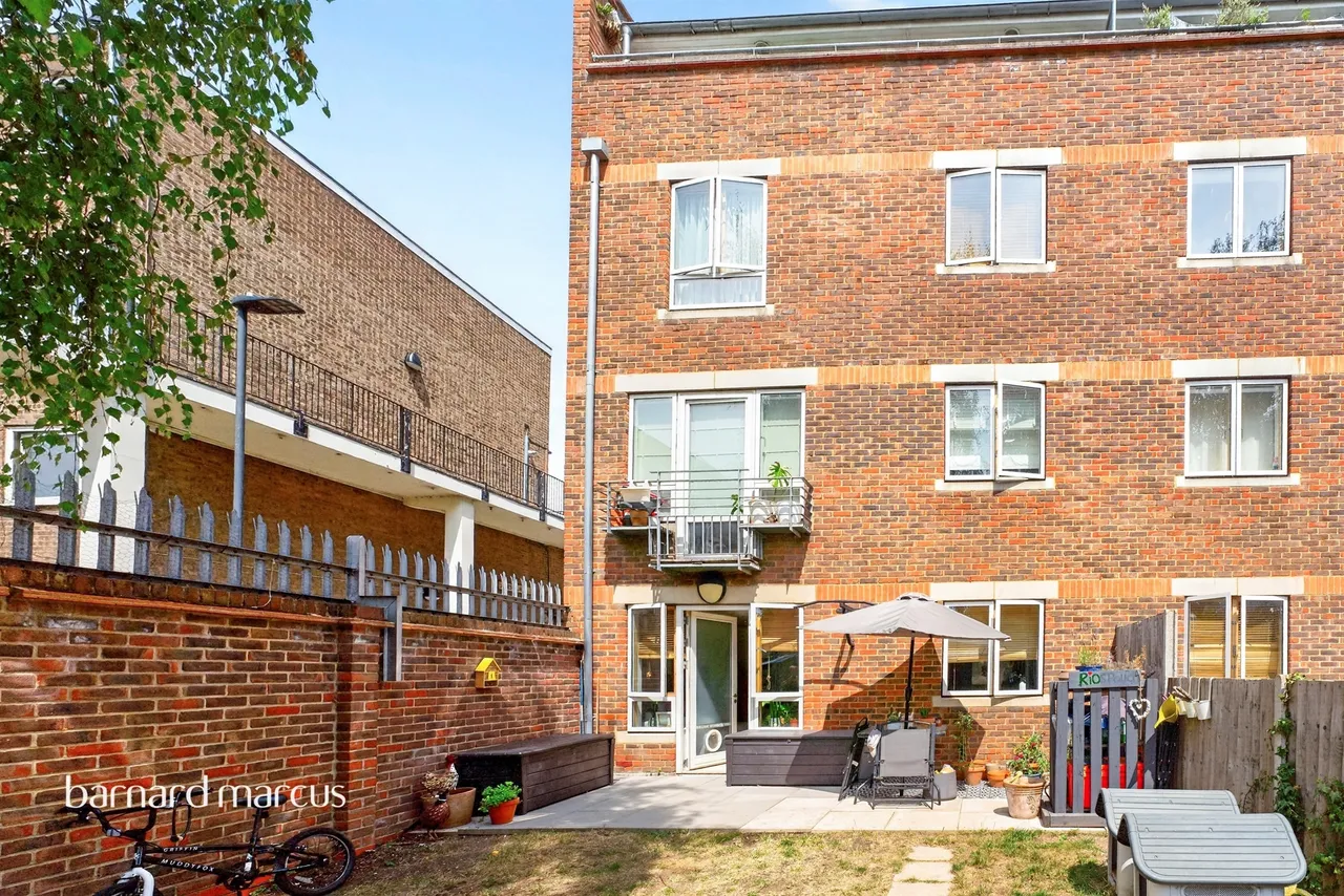 Church Road, London, N17, photo 10