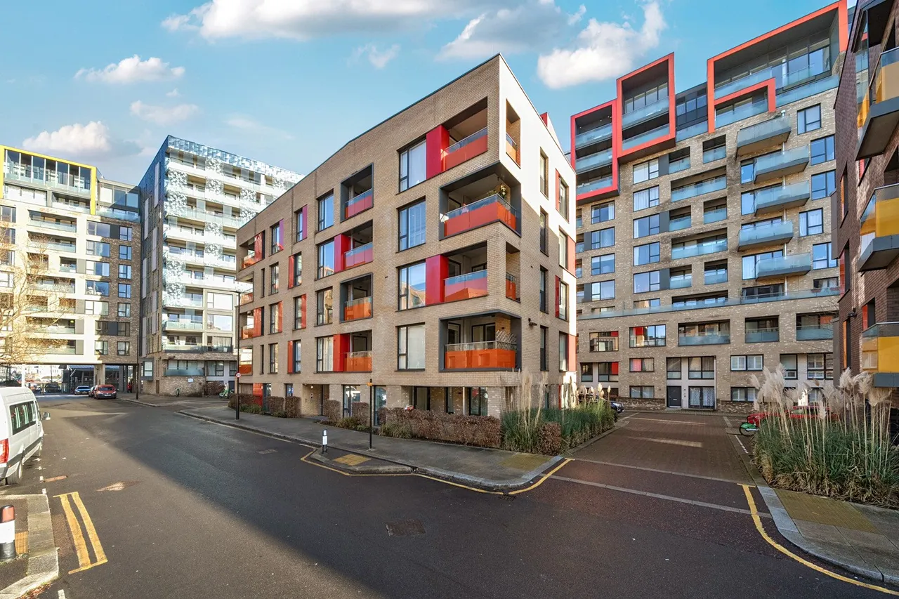 Peartree Way, SE10, photo 2