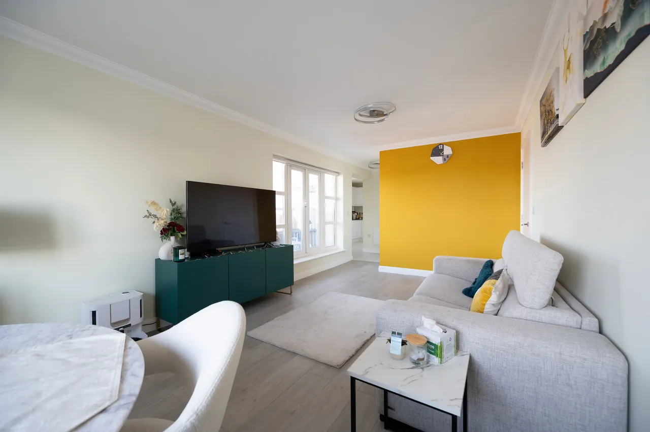 40 Omega Court, The Gateway, Watford, photo 5