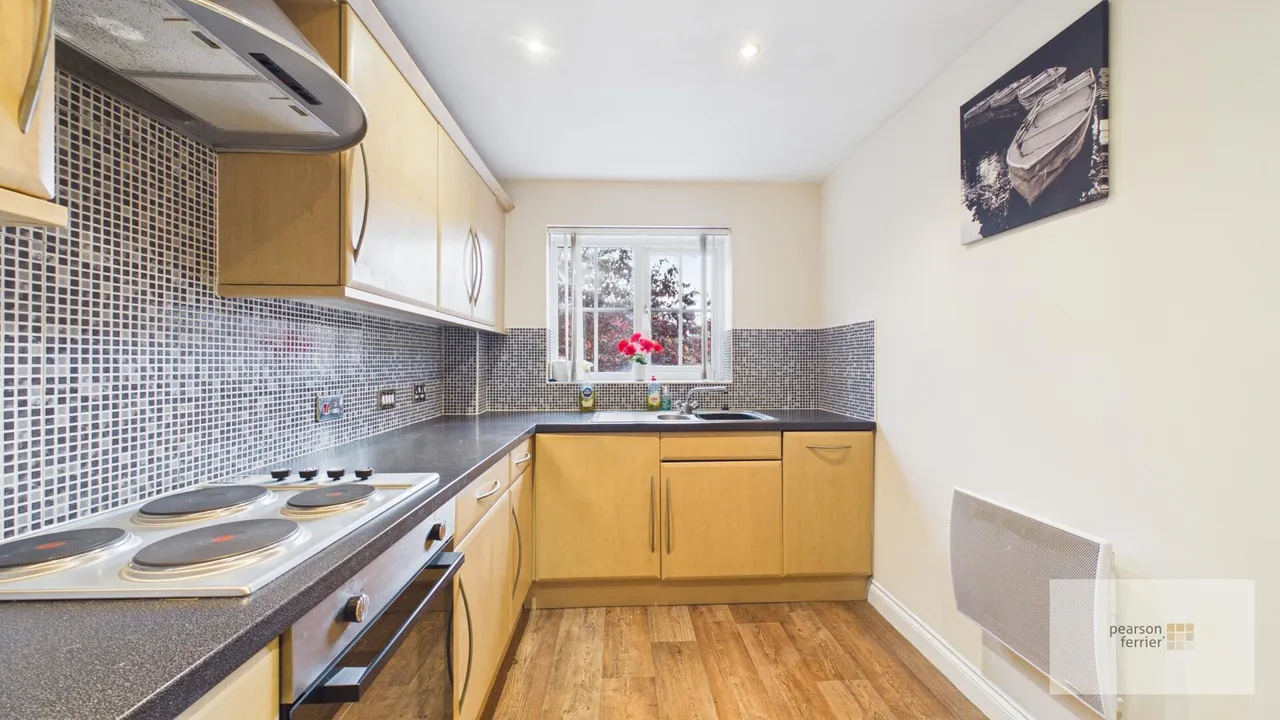 Derby Court, Bury, BL9 6WG, photo 6