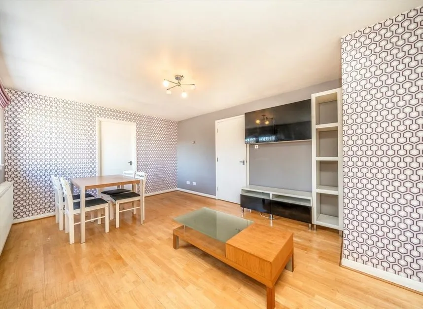 Gumley Gardens, Isleworth, TW7, photo 4