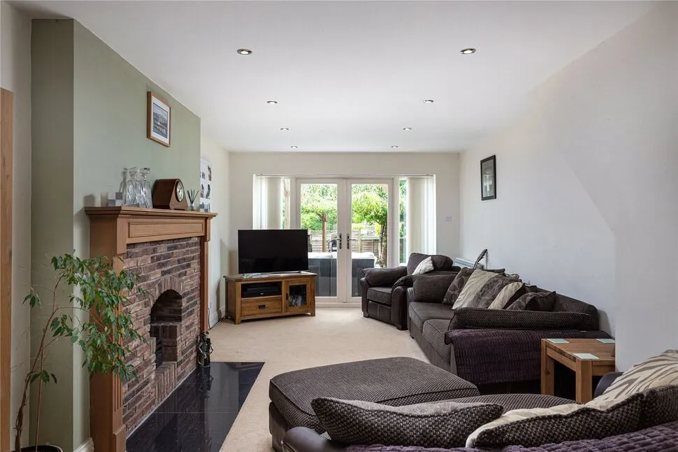 Park Gate, Strensall, North Yorkshire, YO32, photo 5