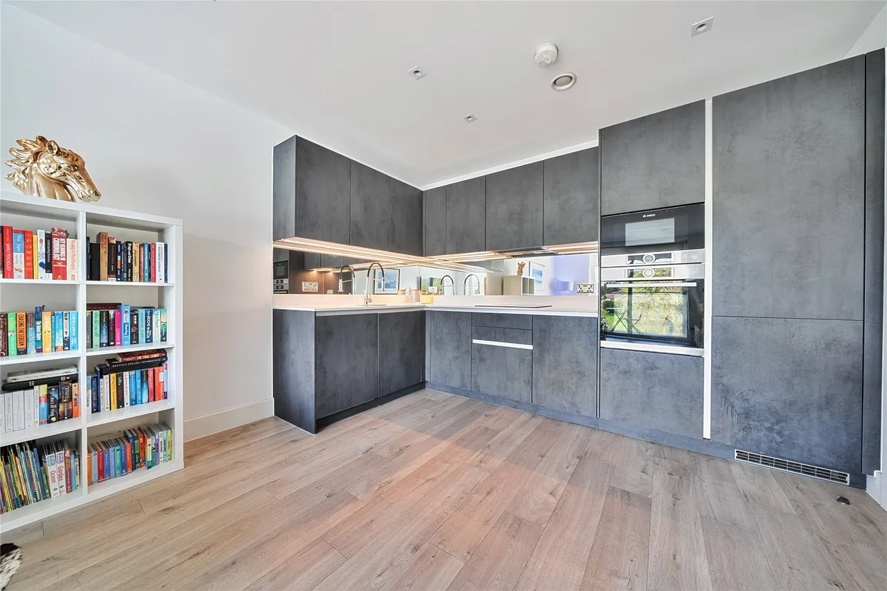 Homefield Rise, Orpington, BR6, photo 3
