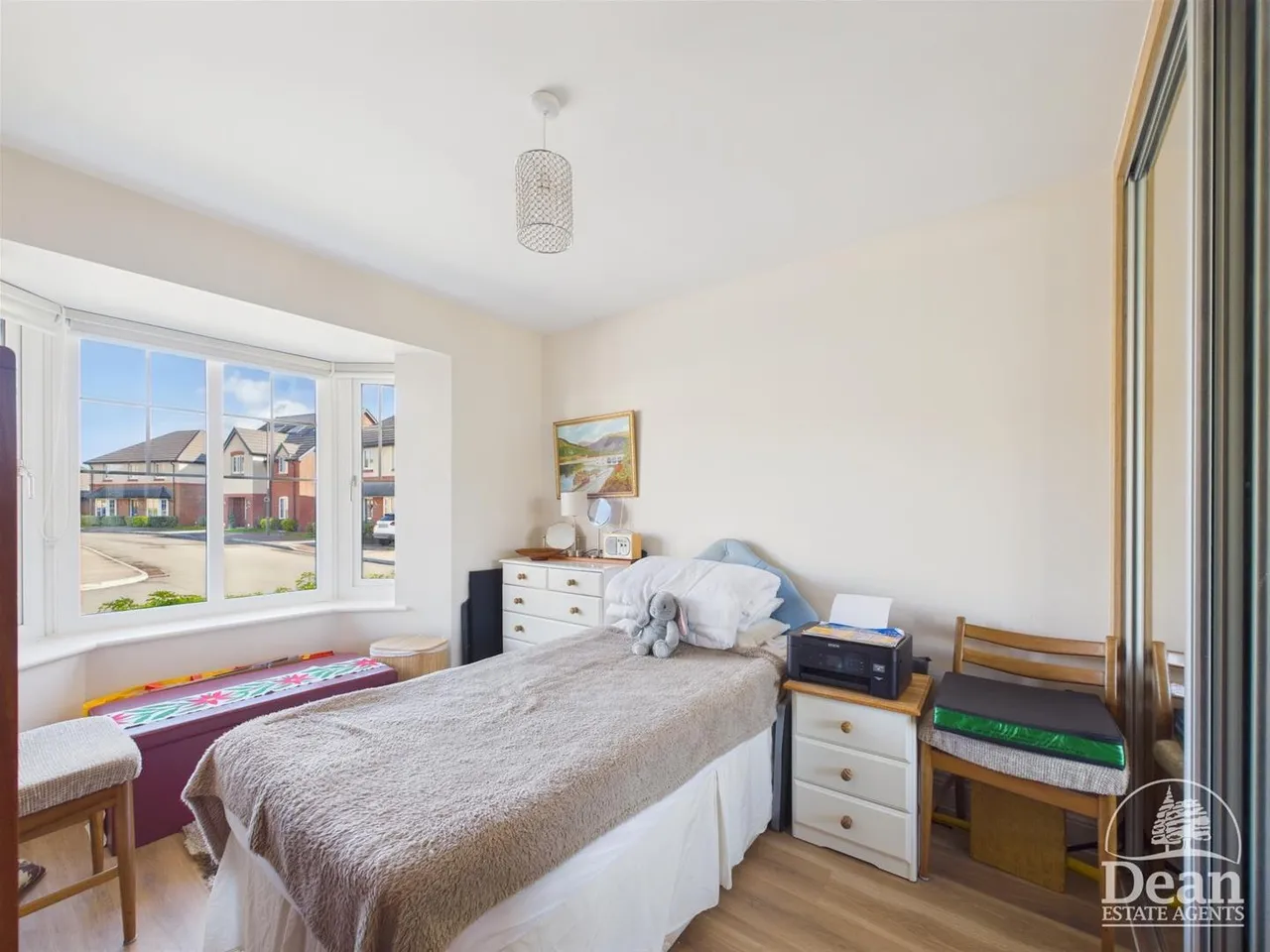 Winter Crescent, Lydney, GL15, photo 8