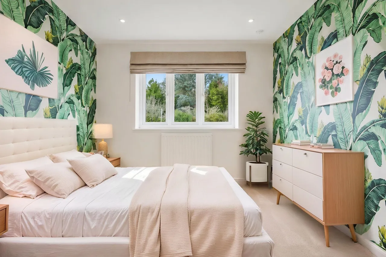Russell Road, Buckhurst Hill, IG9, photo 31