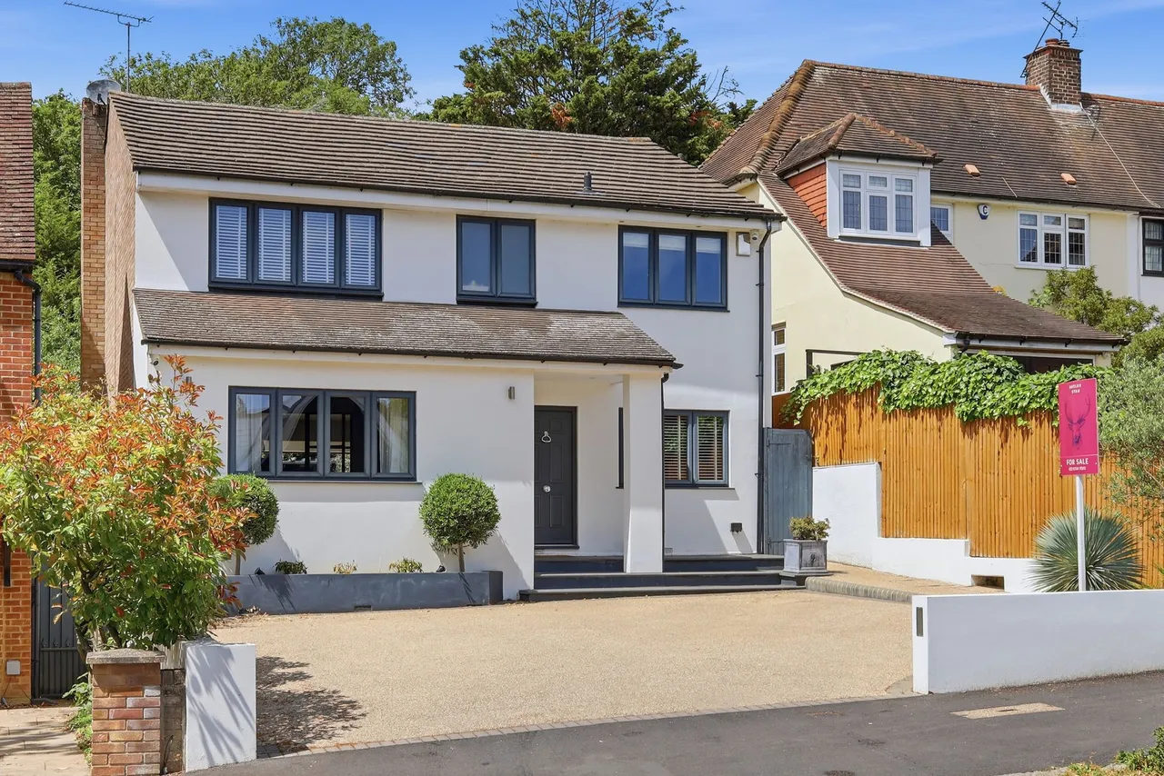 4 bed house for sale, Russell Road, Buckhurst Hill, IG9