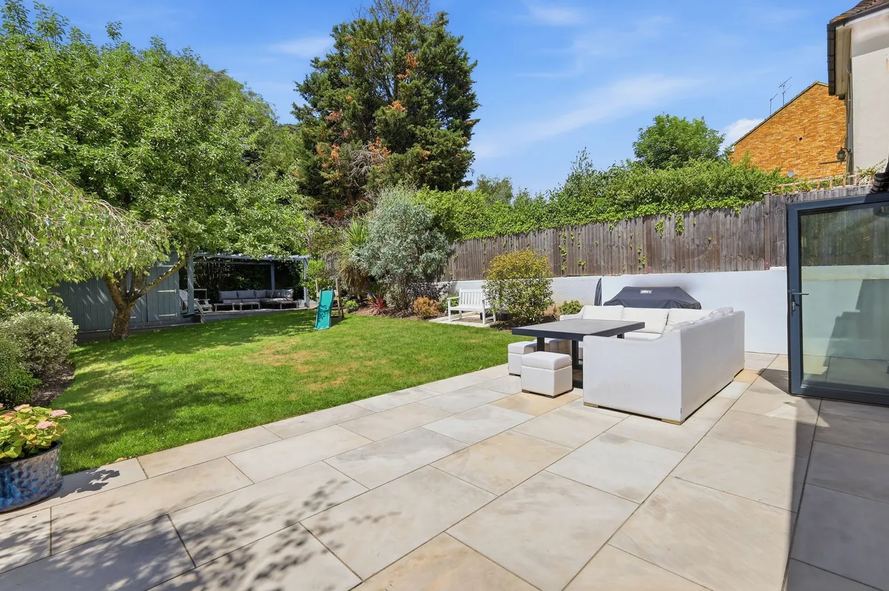 Russell Road, Buckhurst Hill, IG9, photo 4