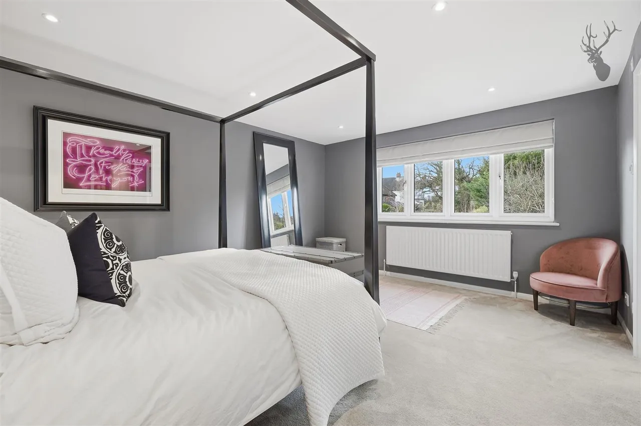Russell Road, Buckhurst Hill, IG9, photo 22