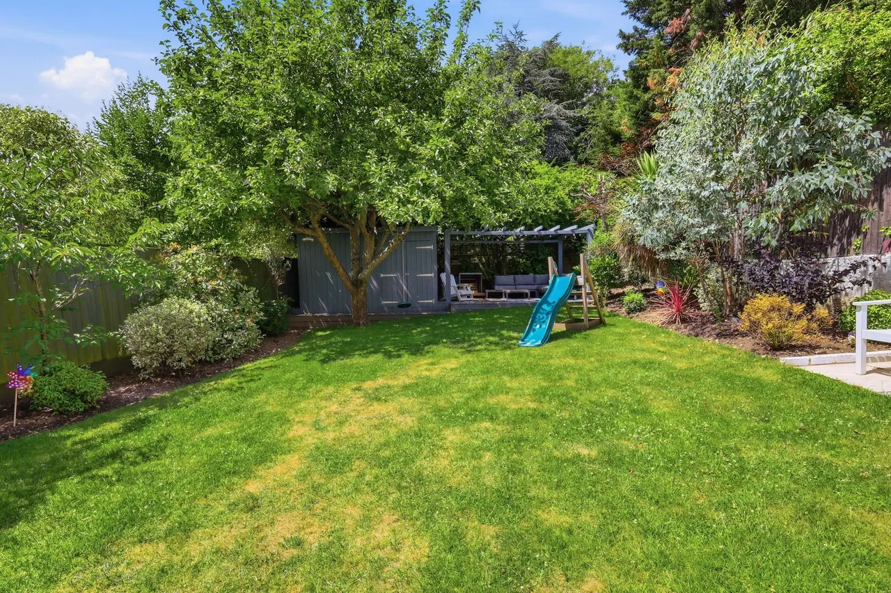 Russell Road, Buckhurst Hill, IG9, photo 35