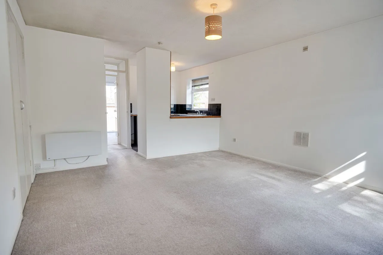Highgate Grove, Sawbridgeworth, CM21, photo 5