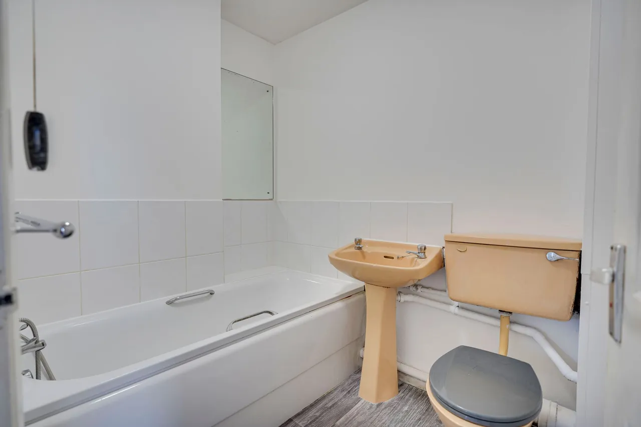 Highgate Grove, Sawbridgeworth, CM21, photo 10