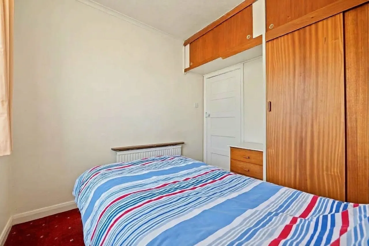 Peters Drive, Off Scraptoft Lane, LE5, photo 11