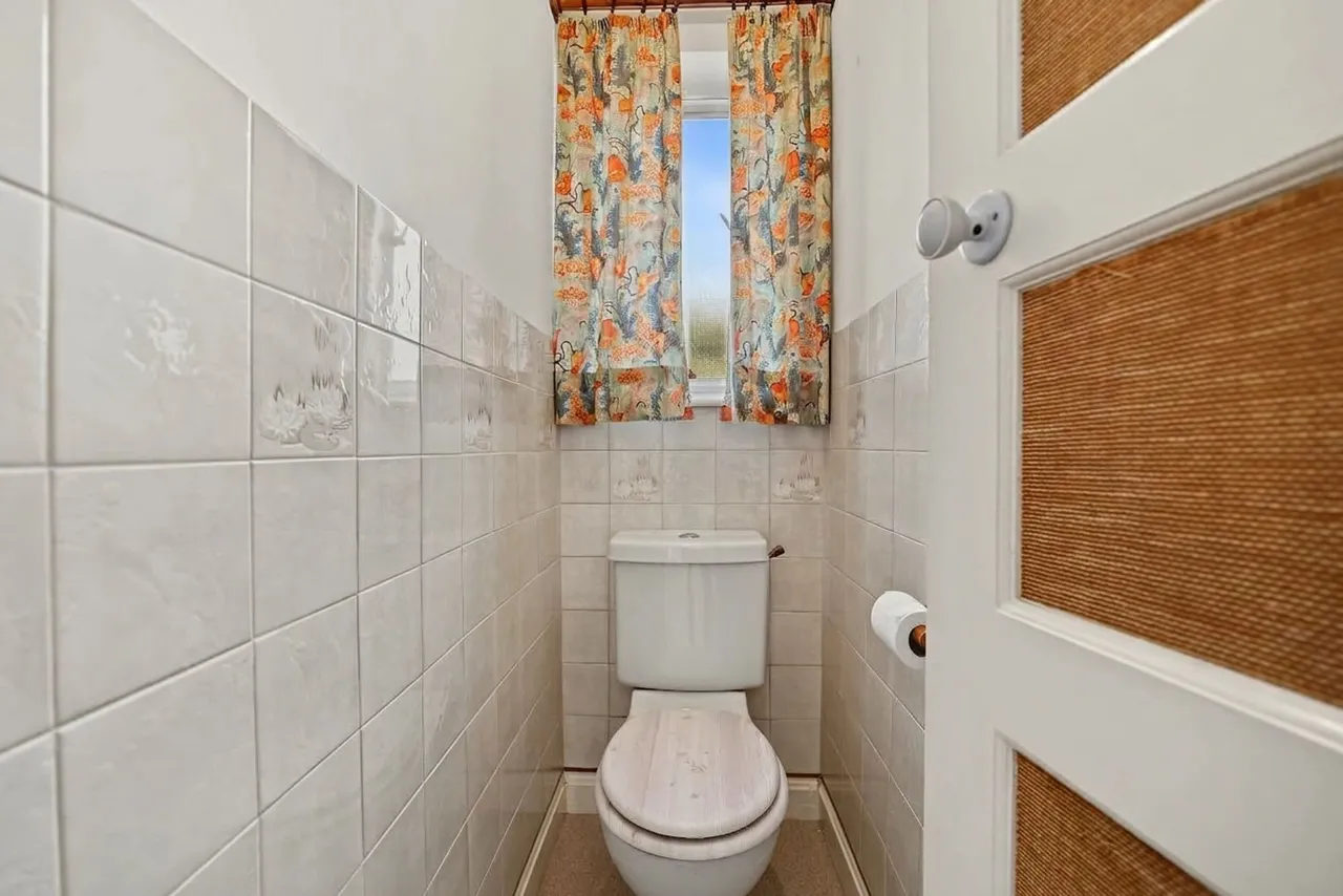 Peters Drive, Off Scraptoft Lane, LE5, photo 13