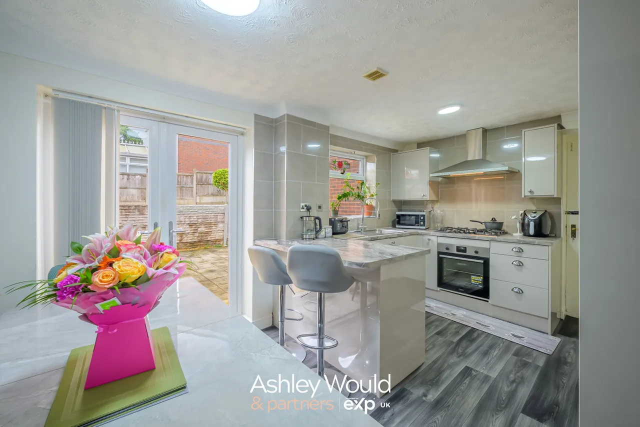 Churchill Drive, Rowley Regis, B65, photo 2