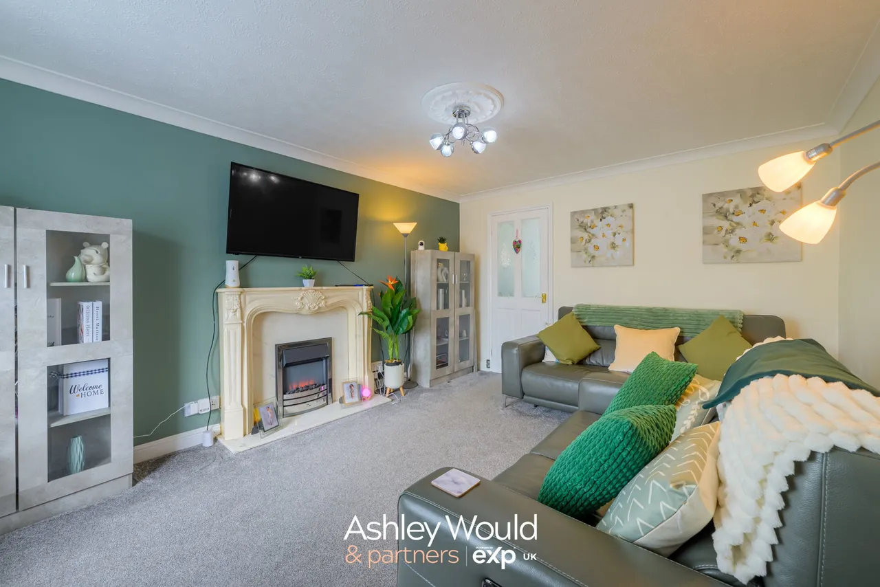 Churchill Drive, Rowley Regis, B65, photo 6