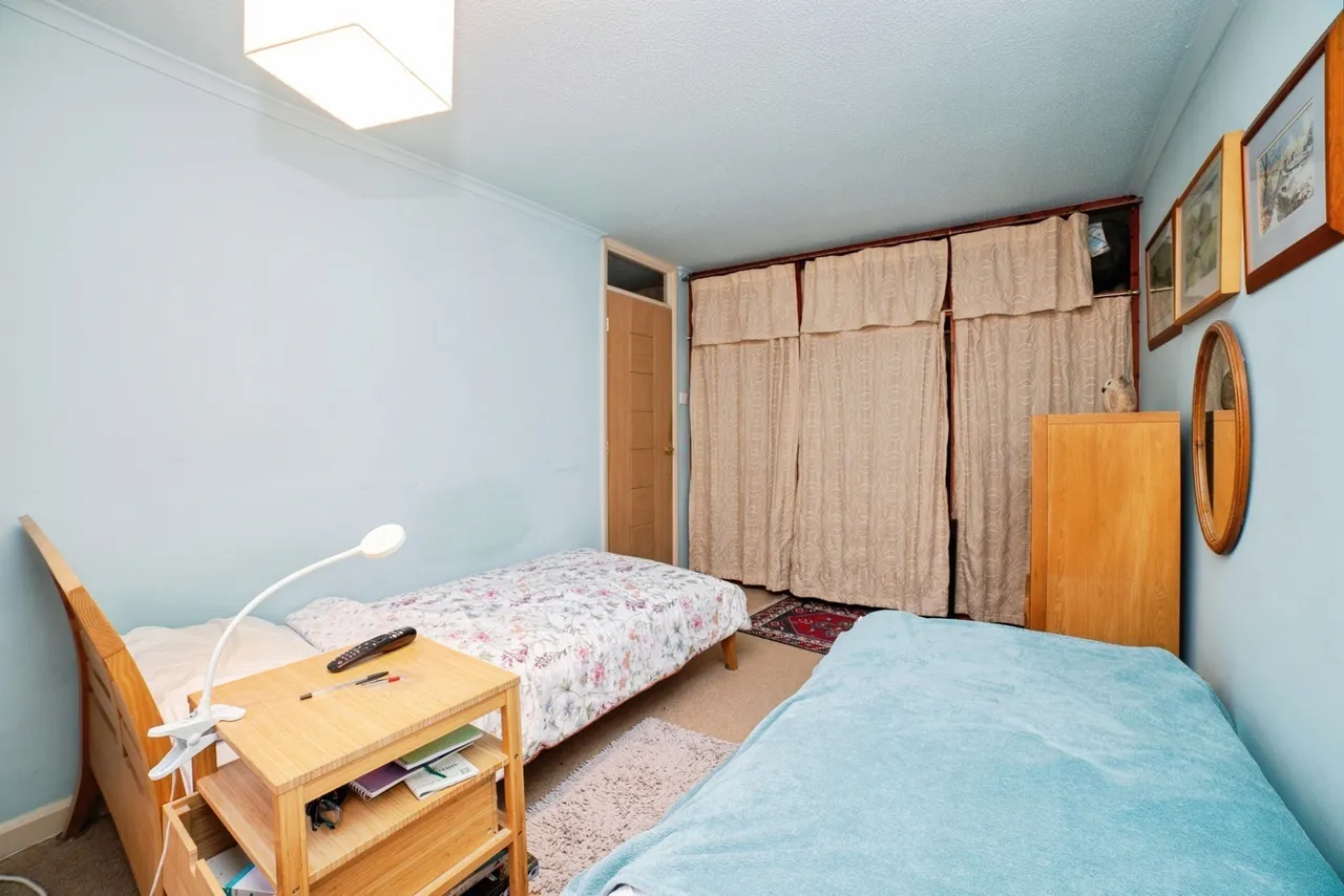Larkhall Place, Mansfield, Nottinghamshire, NG19, photo 13