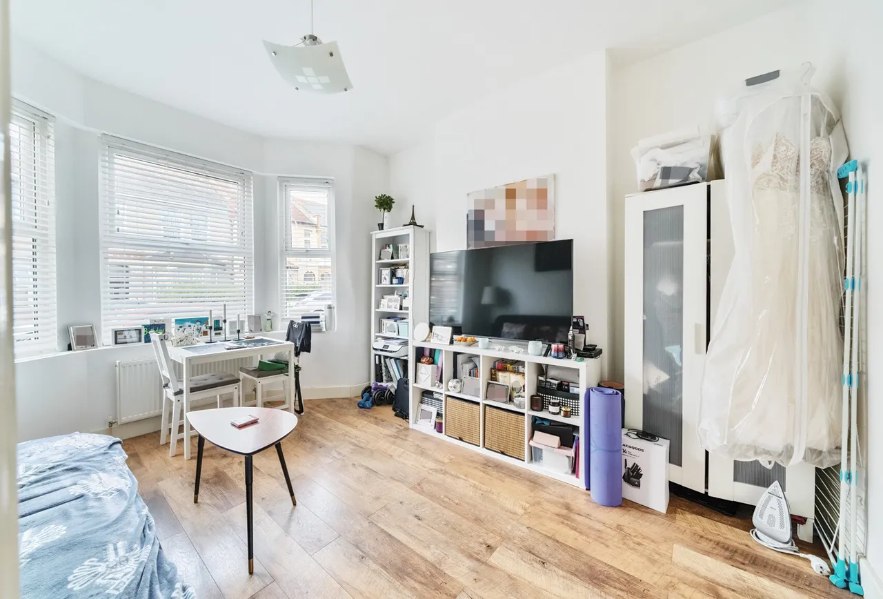 Crusoe Road, Mitcham, CR4 3LG, photo 6