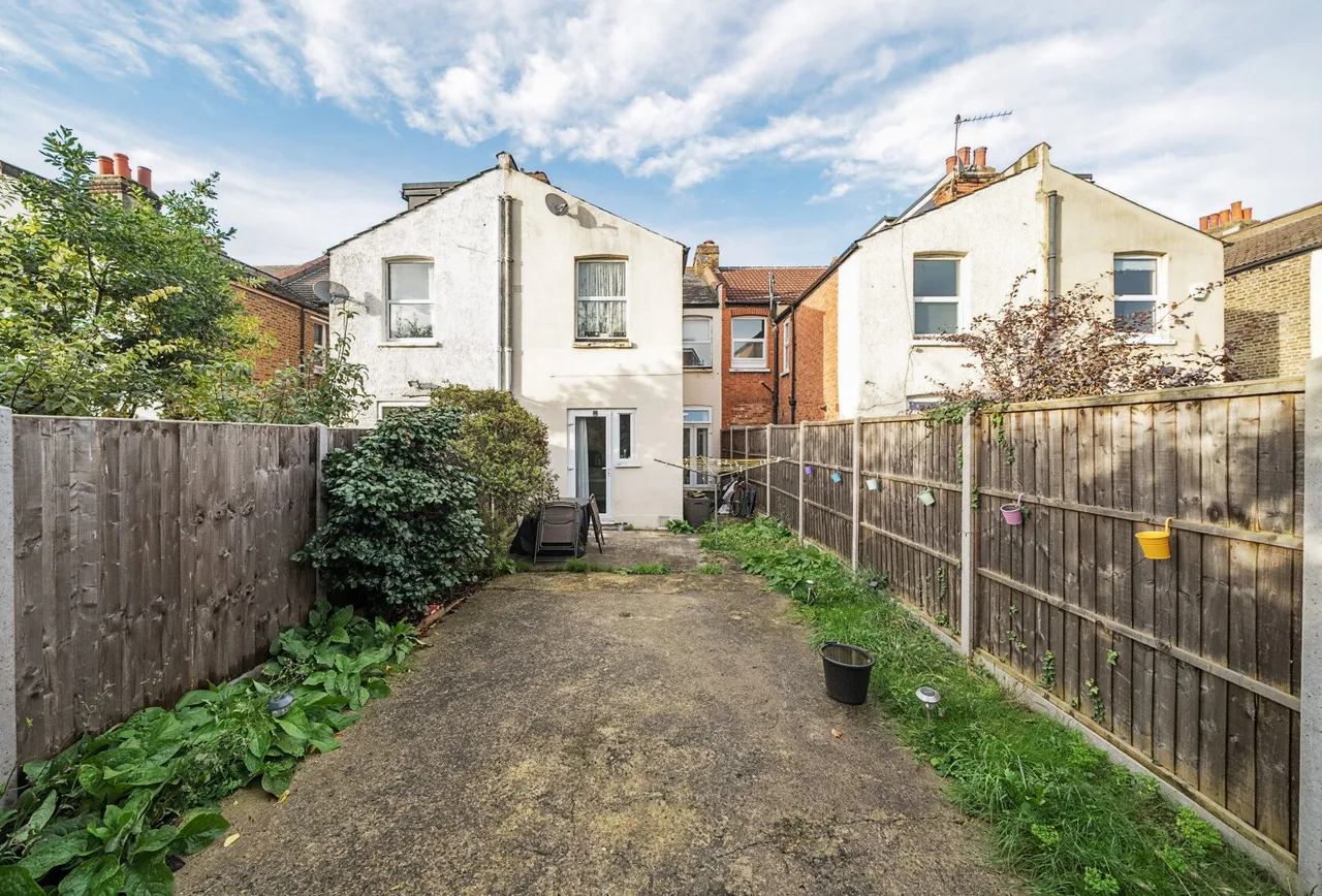 Crusoe Road, Mitcham, CR4 3LG, photo 8