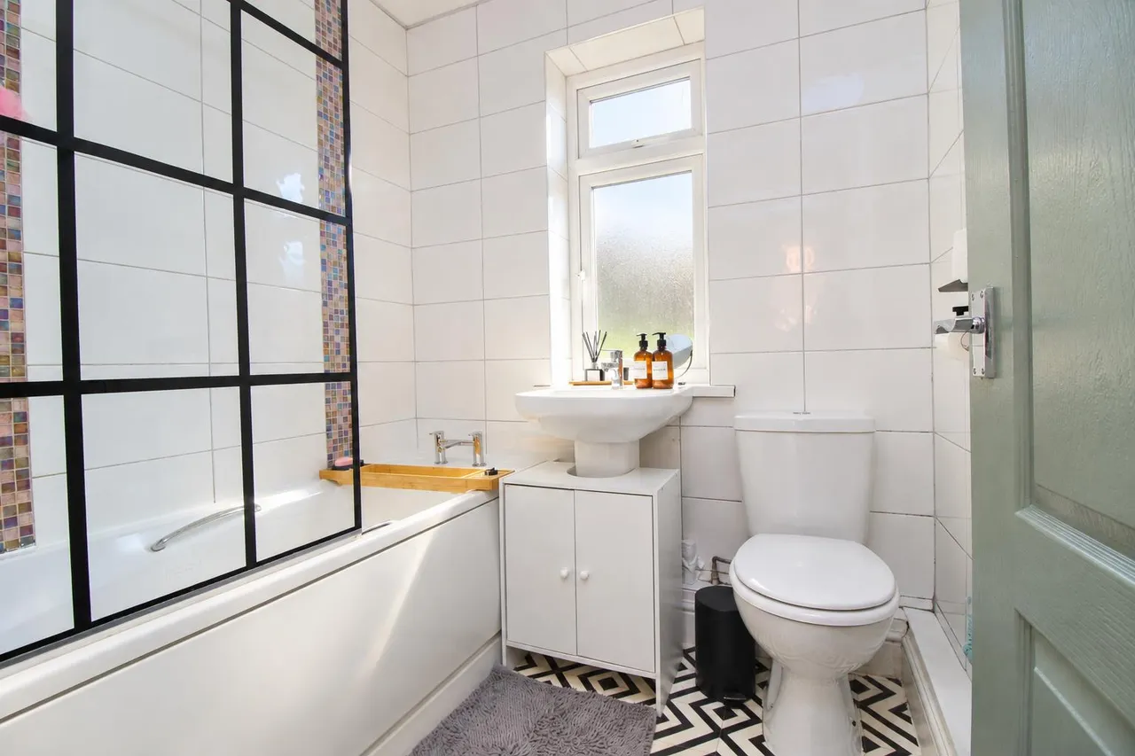 Holly Crescent, Sacriston, DH7, photo 9